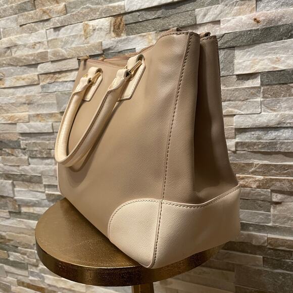 Tory Burch Robinson Double Zip Tote, Rare Color | Oatmeal Ivory Saffiano Leather - Picture 5 of 15